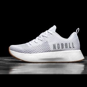 AMAZING PRE-OWNED CONDITION! NOBULL WHITE MENS RUNNER+ Size 8.5. $179